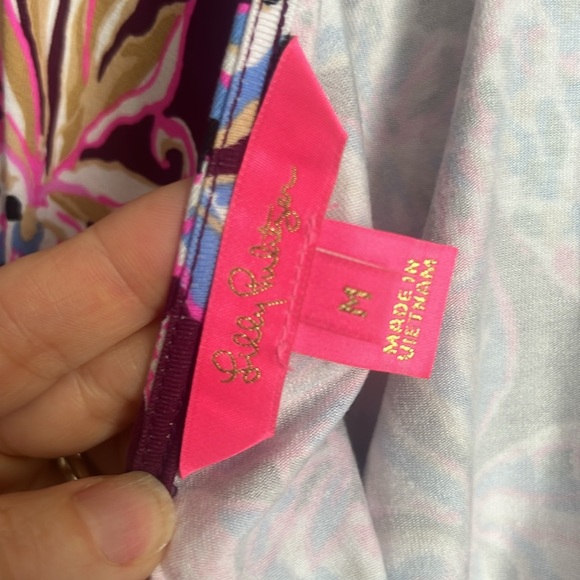 VGUC Lilly Pulitzer Size M Romper Cherry Tropical with a twist. - Picture 2 of 4